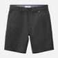 Bermuda gris oscuro para hombre de www.treshop.com.co con cierre de botón y logo distintivo en la cintura