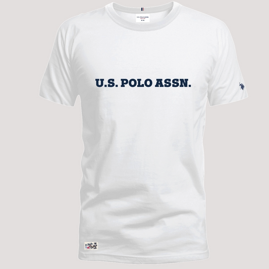 Camiseta blanca de algodón www.treshop.com.co con logo U.S. Polo Assn. azul en el pecho y manga corta