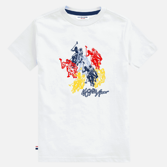 Camiseta blanca de algodón www.treshop.com.co con estampado gráfico de jugadores de polo en colores rojo, azul y amarillo