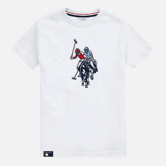 Camiseta blanca de algodón www.treshop.com.co con estampado central de jugadores de polo y parche en el dobladillo