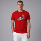 Hombre vistiendo camiseta roja de algodón U.S. Polo Assn. con logo estampado y cuello redondo, de www.treshop.com.co