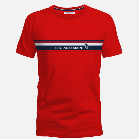 Camiseta roja de algodón para hombre de www.treshop.com.co con franja horizontal y logo U.S. POLO ASSN. en el pecho