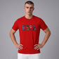 Hombre vistiendo camiseta roja de algodón www.treshop.com.co con estampado USPA frontal y cuello redondo