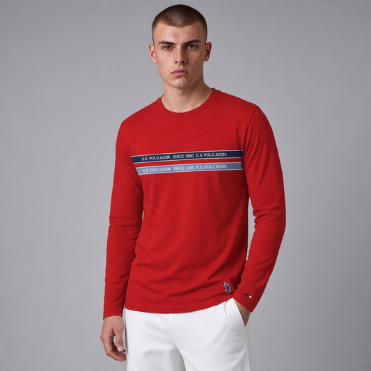 Camiseta de manga larga roja www.treshop.com.co con franjas horizontales y logo U.S. POLO ASSN. en el pecho