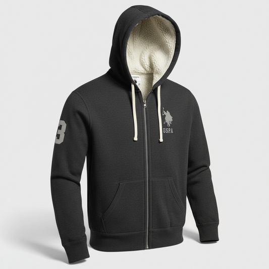 Chaqueta gris oscuro con capucha y forro de borrego de www.treshop.com.co con cierre frontal y logo bordado