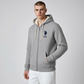Chaqueta gris con capucha y forro de borrego de www.treshop.com.co con cremallera y logo bordado en el pecho