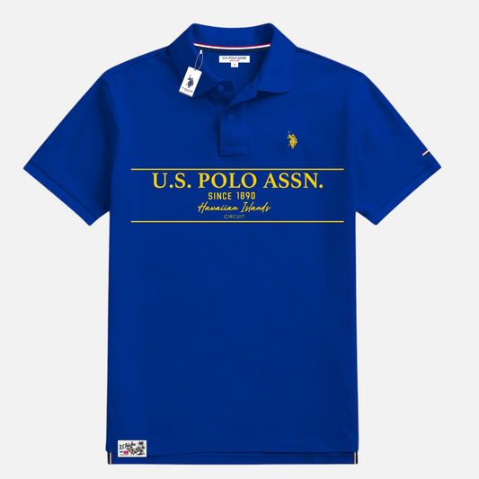 Polo azul real de www.treshop.com.co con estampado frontal amarillo y logo bordado para hombre