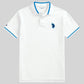 Polo www.treshop.com.co blanco de algodón jersey con detalles en azul y logo de goma en el pecho