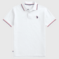 Polo blanco de hombre U.S. Polo Assn. de www.treshop.com.co con ribetes tricolores en cuello y mangas