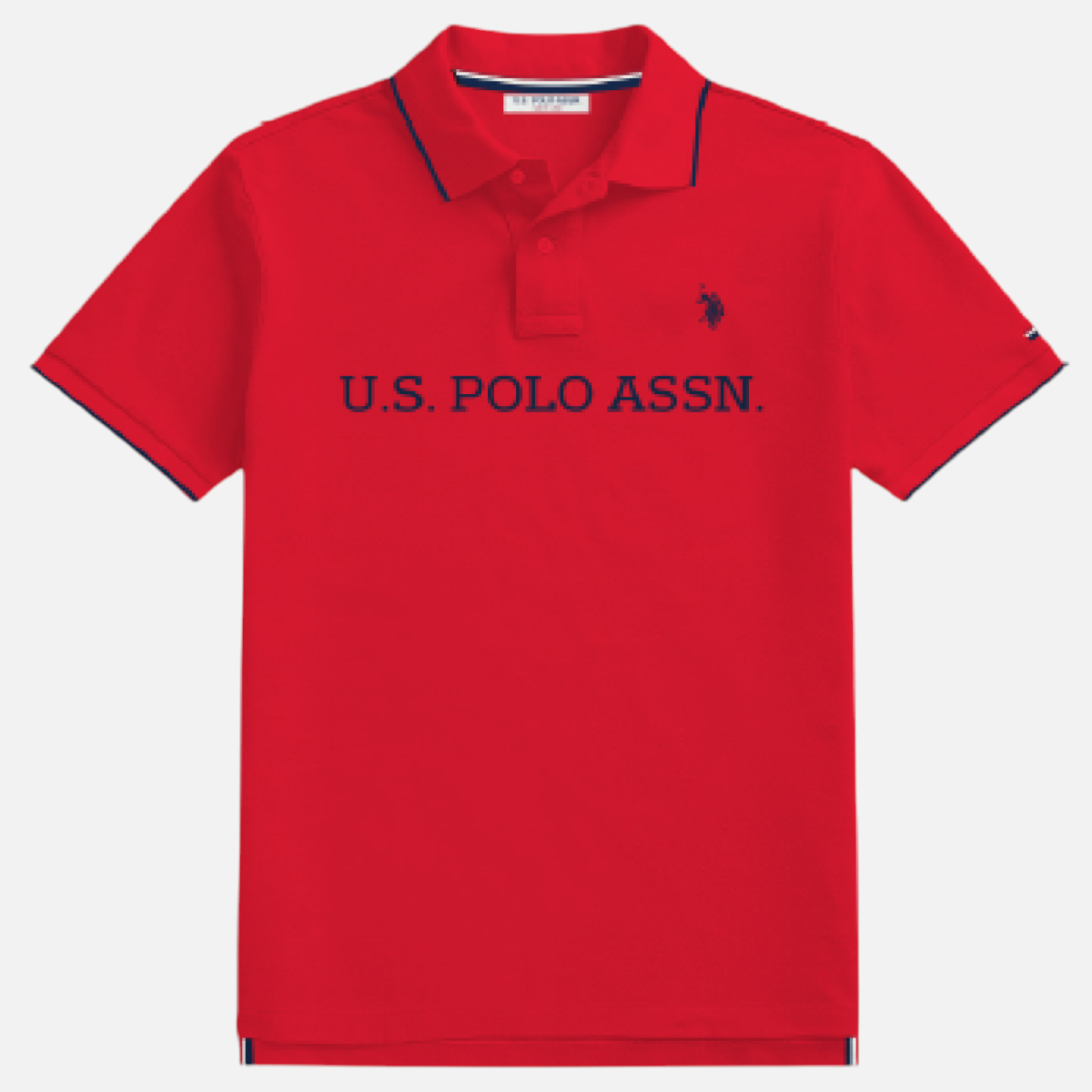Camiseta polo roja para hombre de www.treshop.com.co con logo bordado y detalles en contraste en cuello y mangas. Marca U.S. Polo Assn.